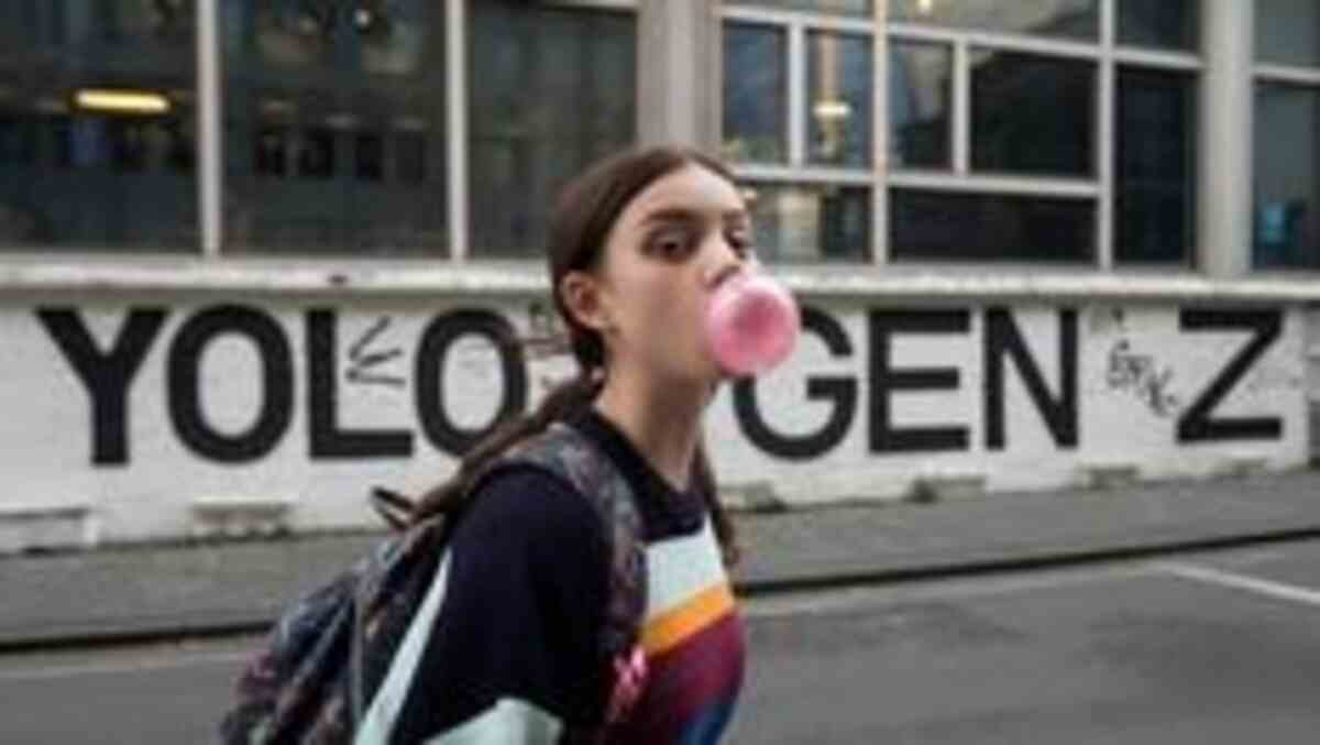 Gen Z Clipping Economy Creates Exciting New Side Hustle Opportunities for Young Creators