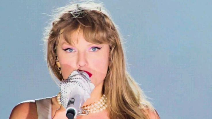 Taylor Swift Unveils Haunting Patient Zero Video at MTV VMAs
